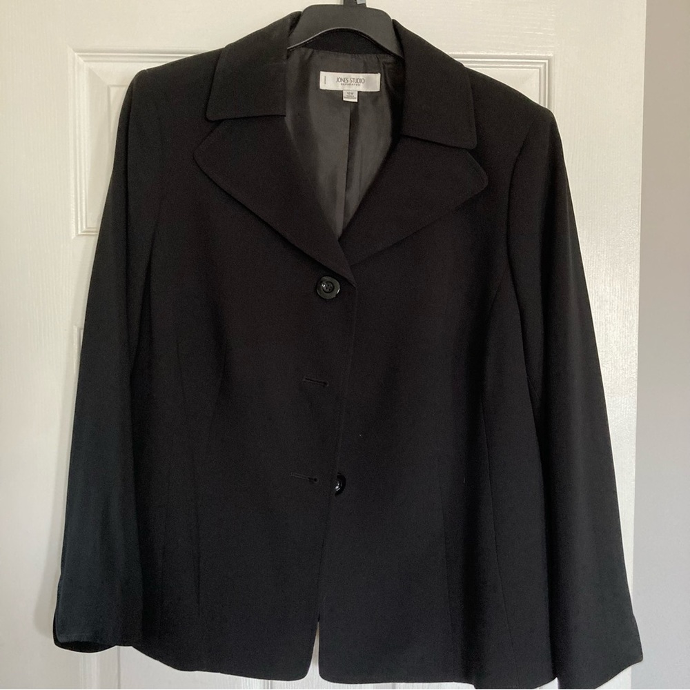 JONES STUDIO ,BLACK WOMEN BLAZER- 18W.